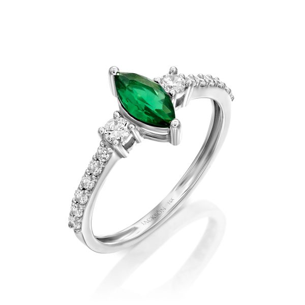 טבעת זהב - אבן חן ירוקה אובלית - זהב לבן