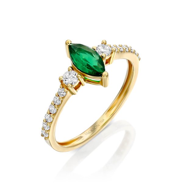 טבעת זהב - אבן חן ירוקה אובלית - זהב צהוב